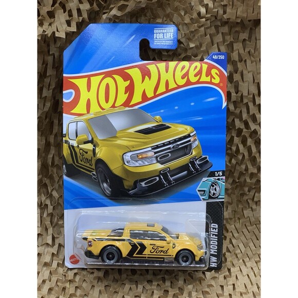 Mattel Hot Wheels HW MODIFIED 1/5 '22 Ford Maverick Custom Pickup Truck 49/250 - Picture 1 of 2